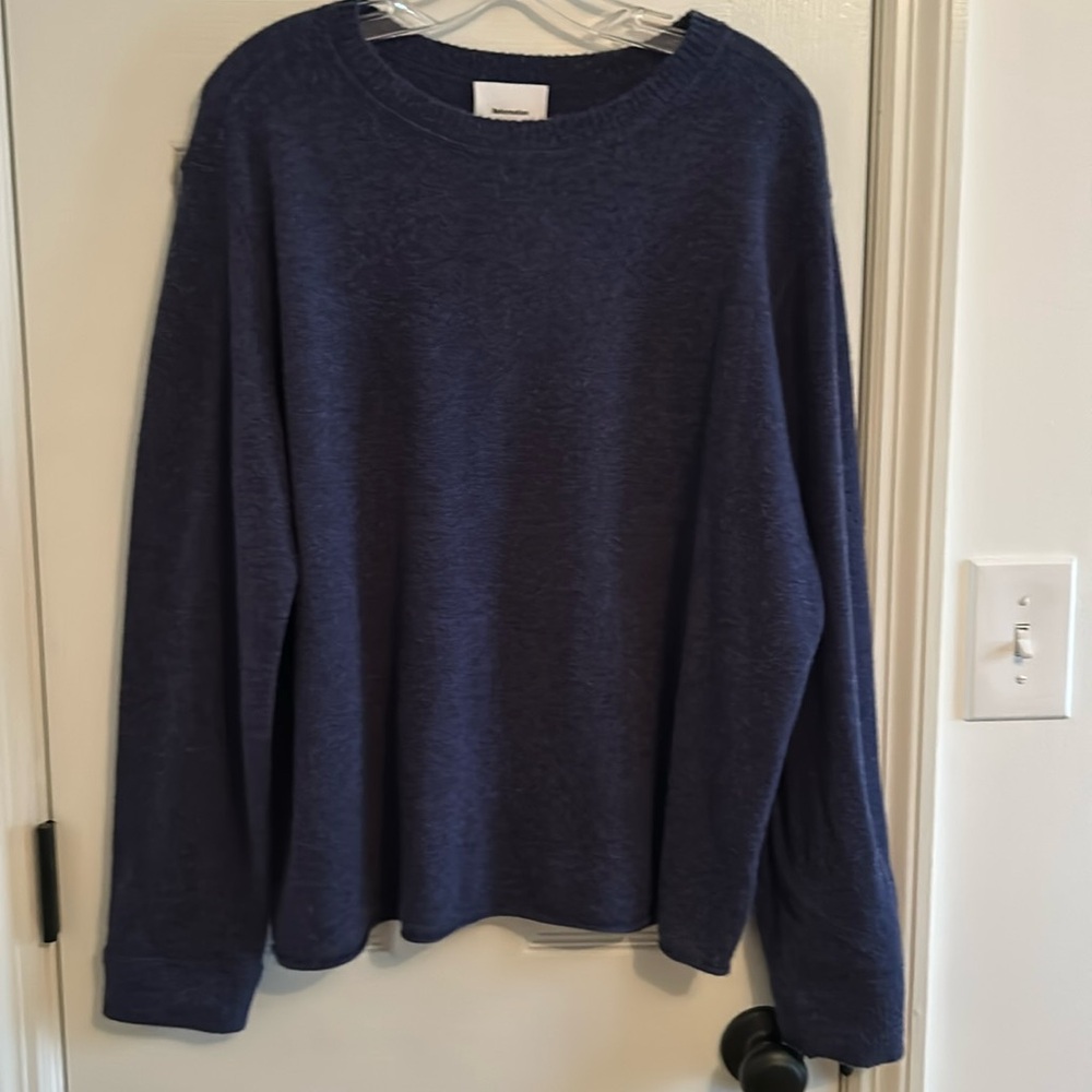 Navy NWT Size Medium Reformation cashmere Sweater